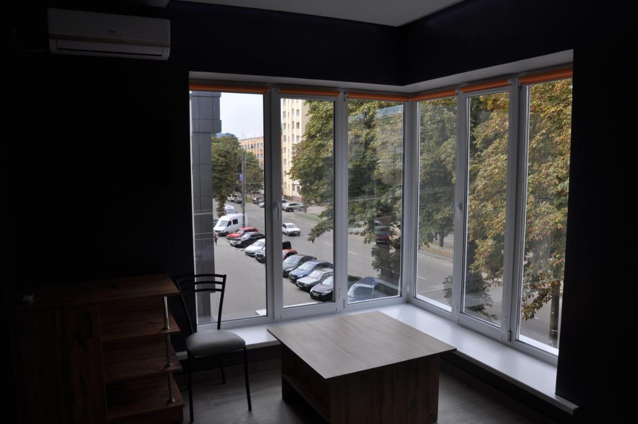 Full House Capsule Hostel Rivne Exterior foto